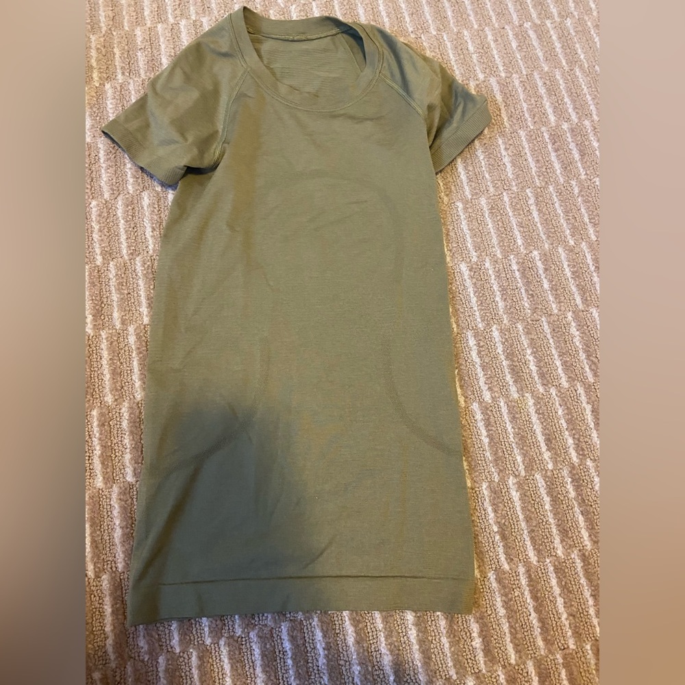 Lululemon bronze green swiftly tech short sleeve